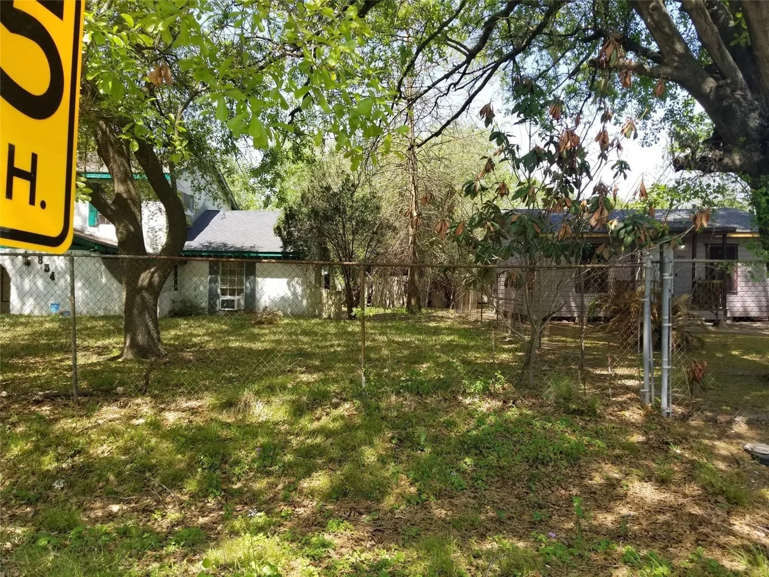 Photo of 854 Junell Street