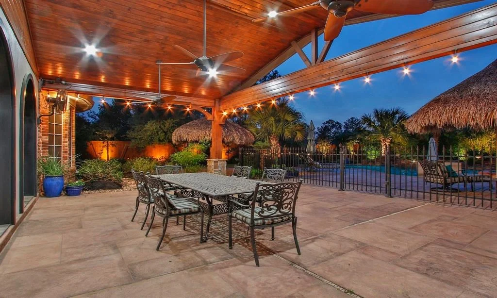 Photo of 6 White Meadow Court