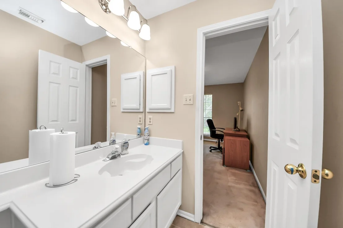 Photo of 7015 Morningside Drive