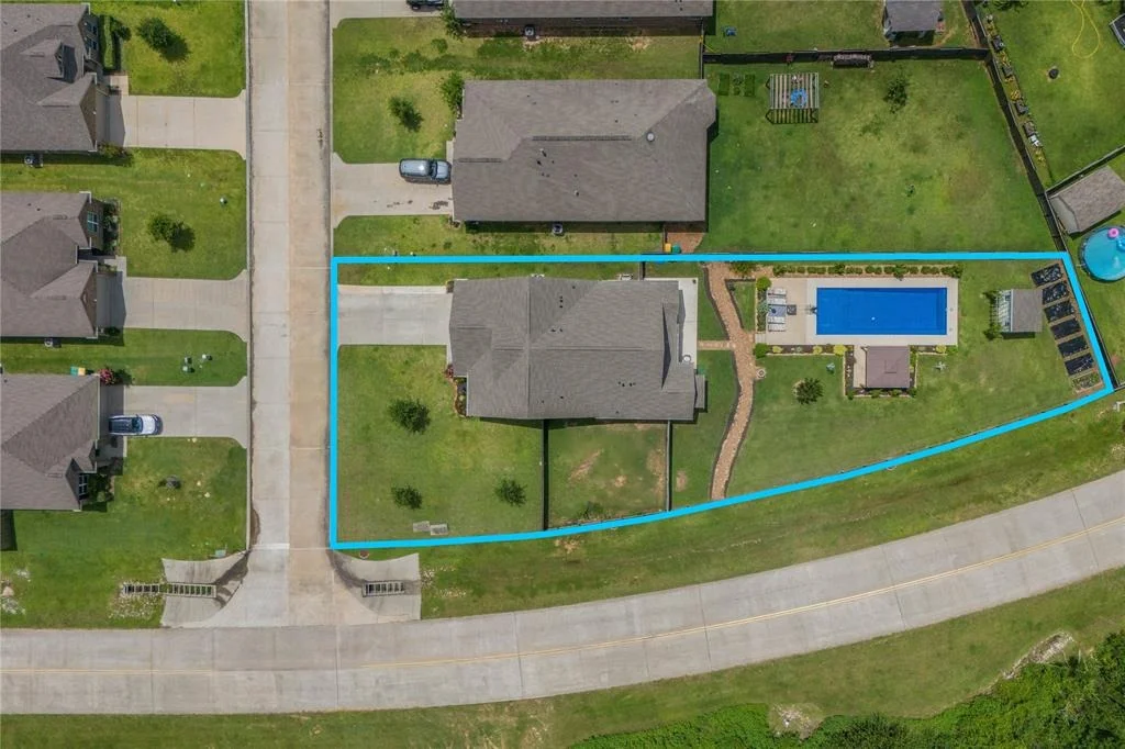 Photo of 19075 Minero Lane