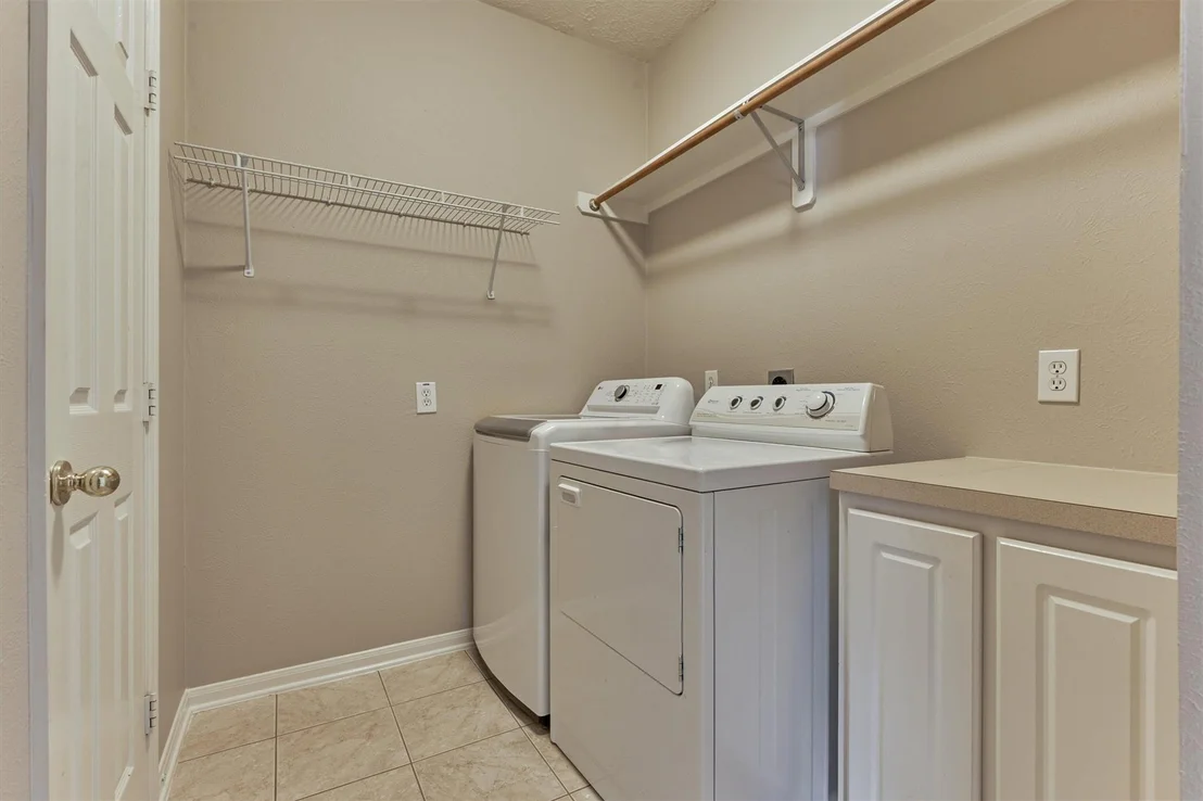 Photo of 31 Valley Oaks Circle