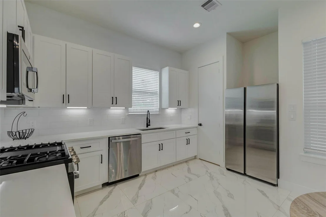 Photo of 5705 Elysium Street