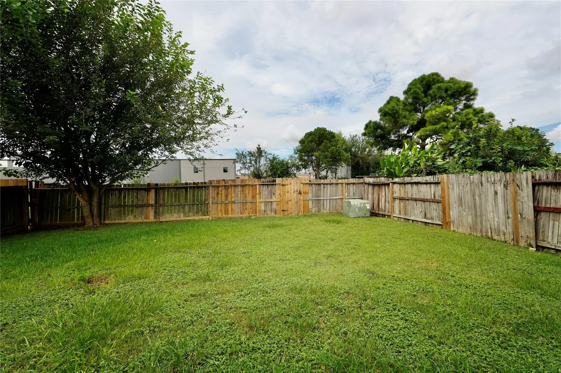 Photo of 6939 Lower Arrow Dr
