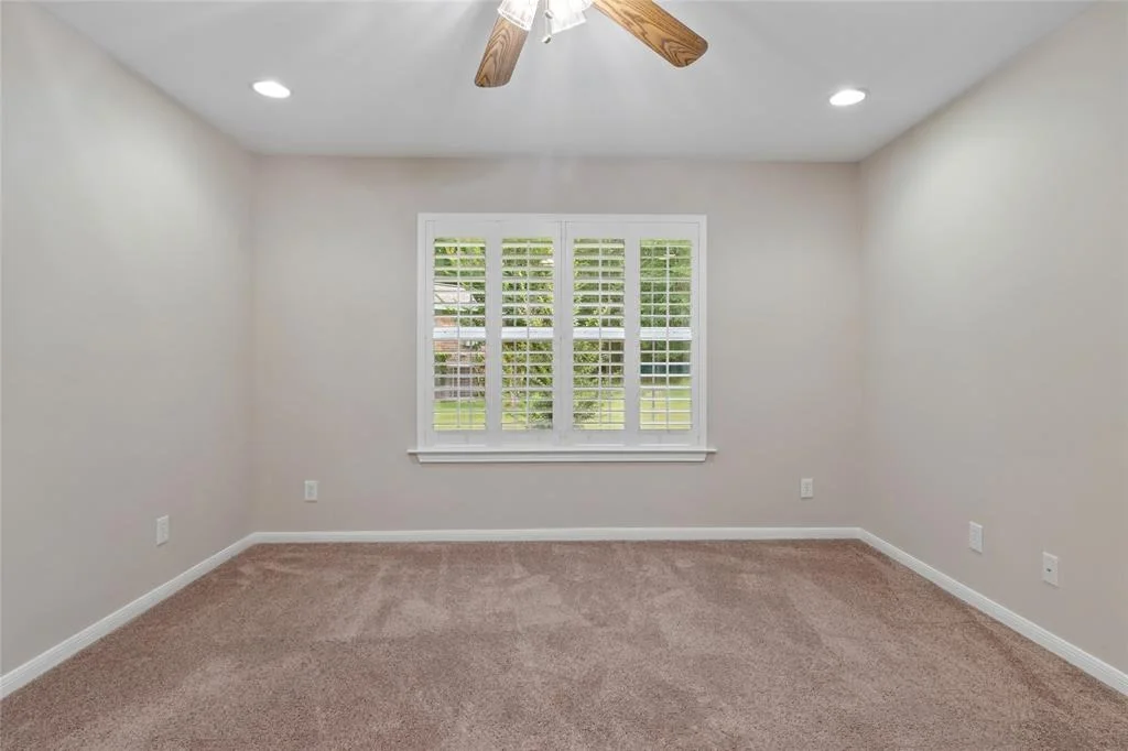 Photo of 90 Westwood Drive E