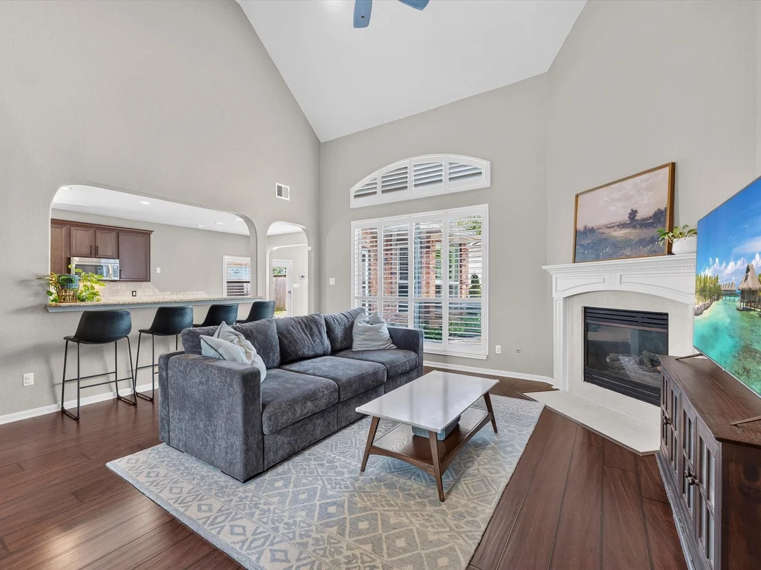 Photo of 1126 Thistlemeade Drive