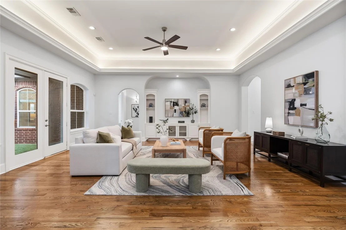 Photo of 2329 Willowby Drive