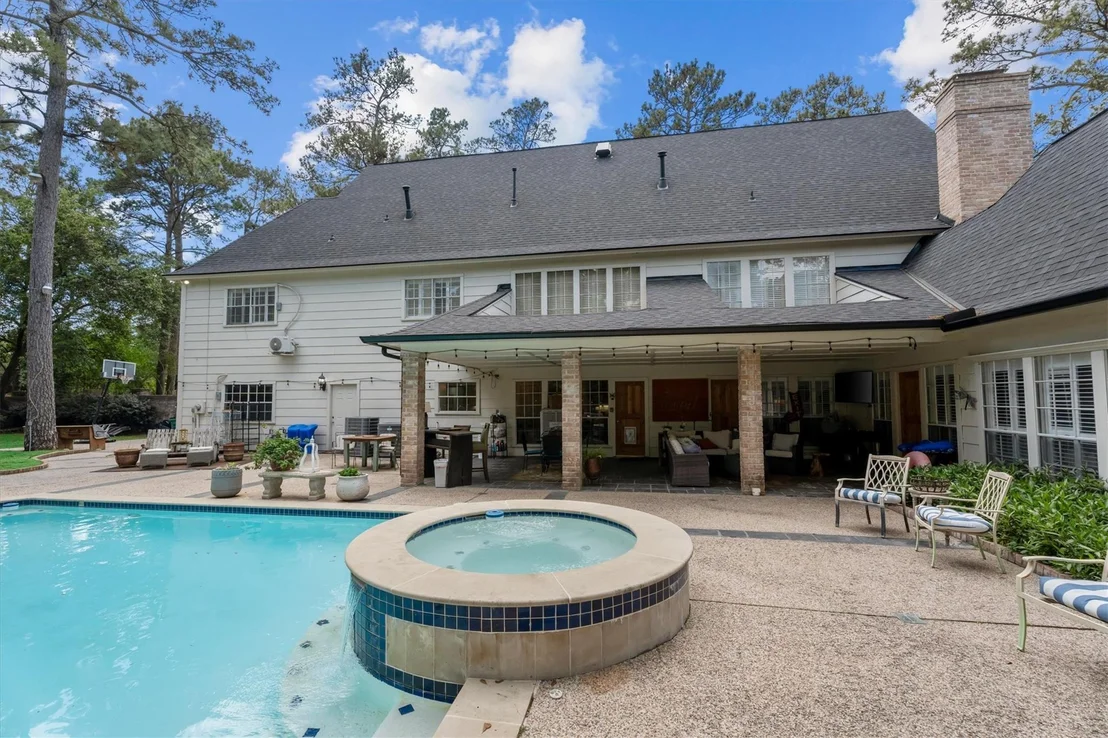 Photo of 15902 Guinstead Drive