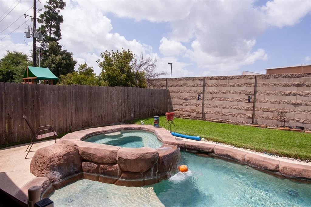 Photo of 28627 Lockeridge View Drive