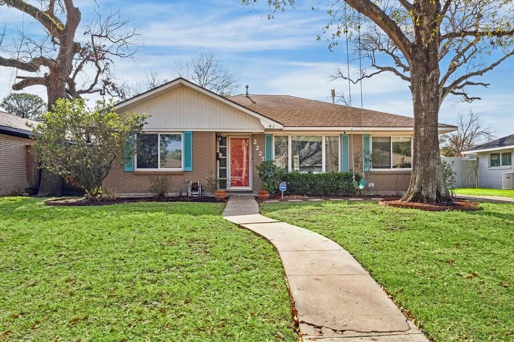 Photo of 2227 Latexo Drive