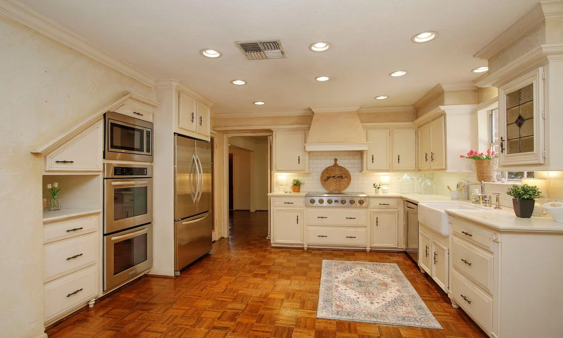 Photo of 9402 Godstone Lane