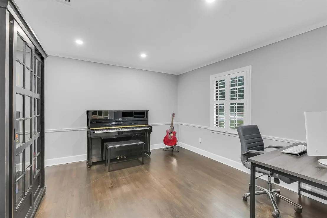 Photo of 10635 N Evers Park Park