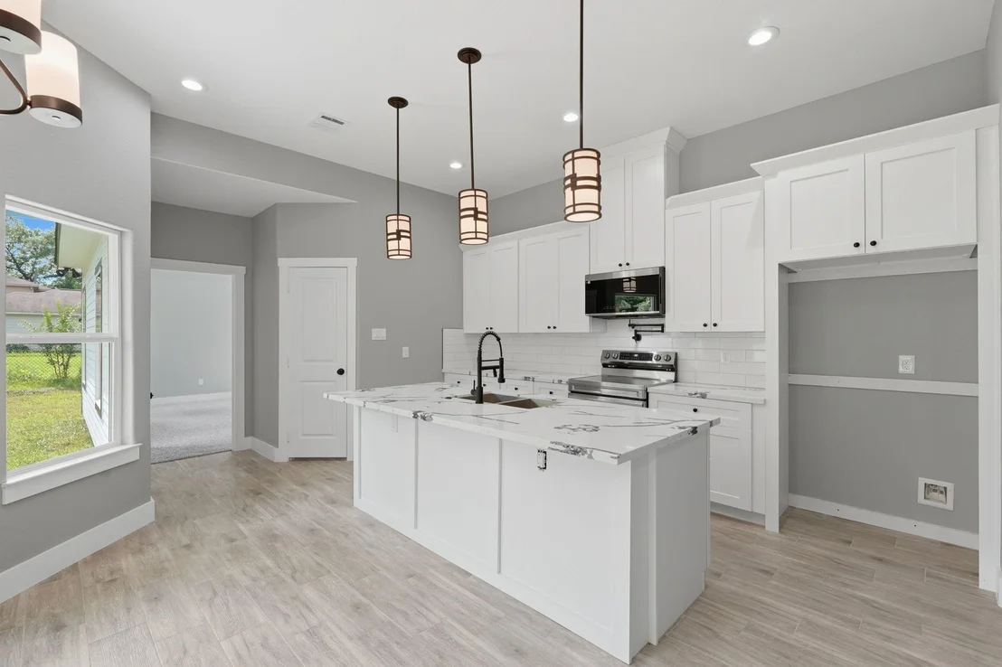 Photo of 15011 Indian Hill Trail