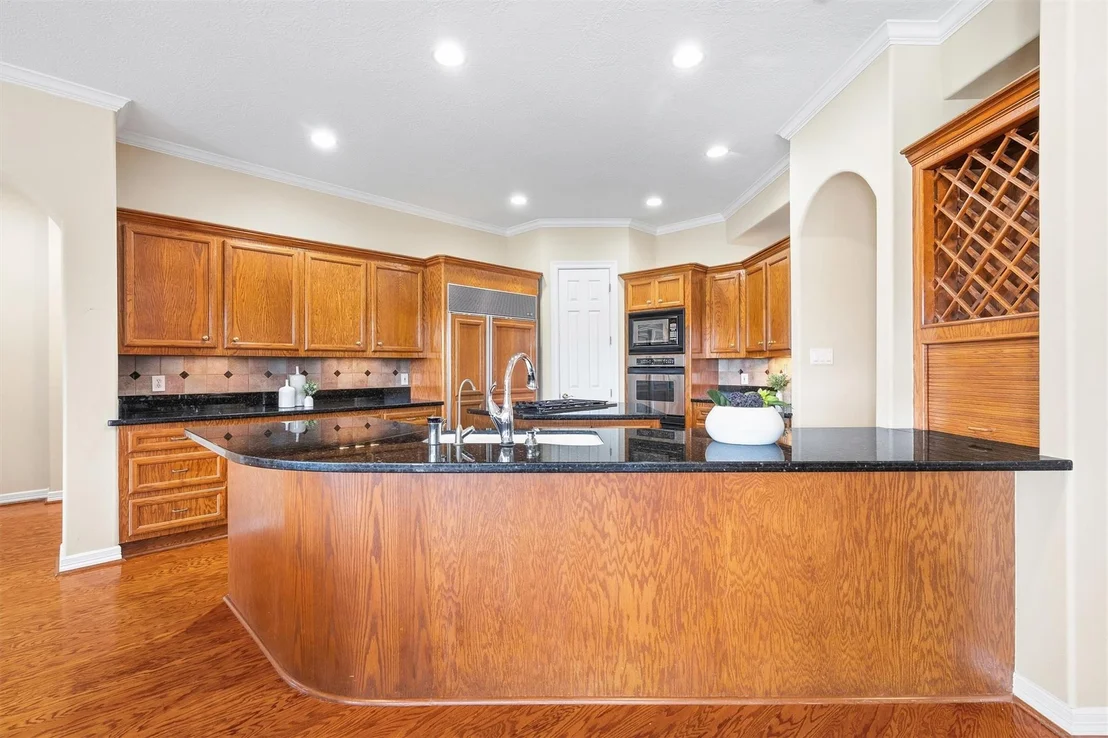 Photo of 19006 Windsor Lakes Drive