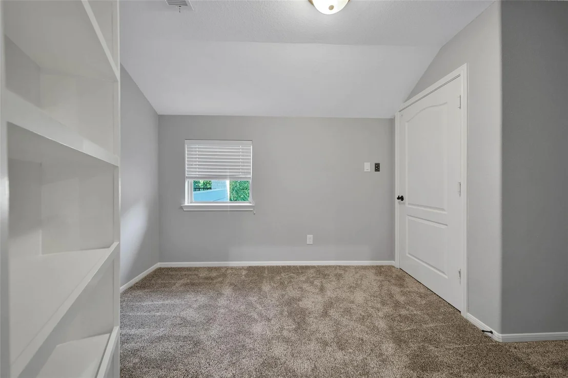 Photo of 110 Pickerel Point