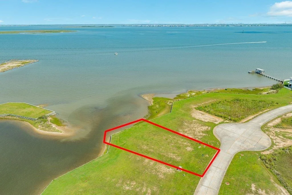 Photo of 1506 Bay Pointe Drive
