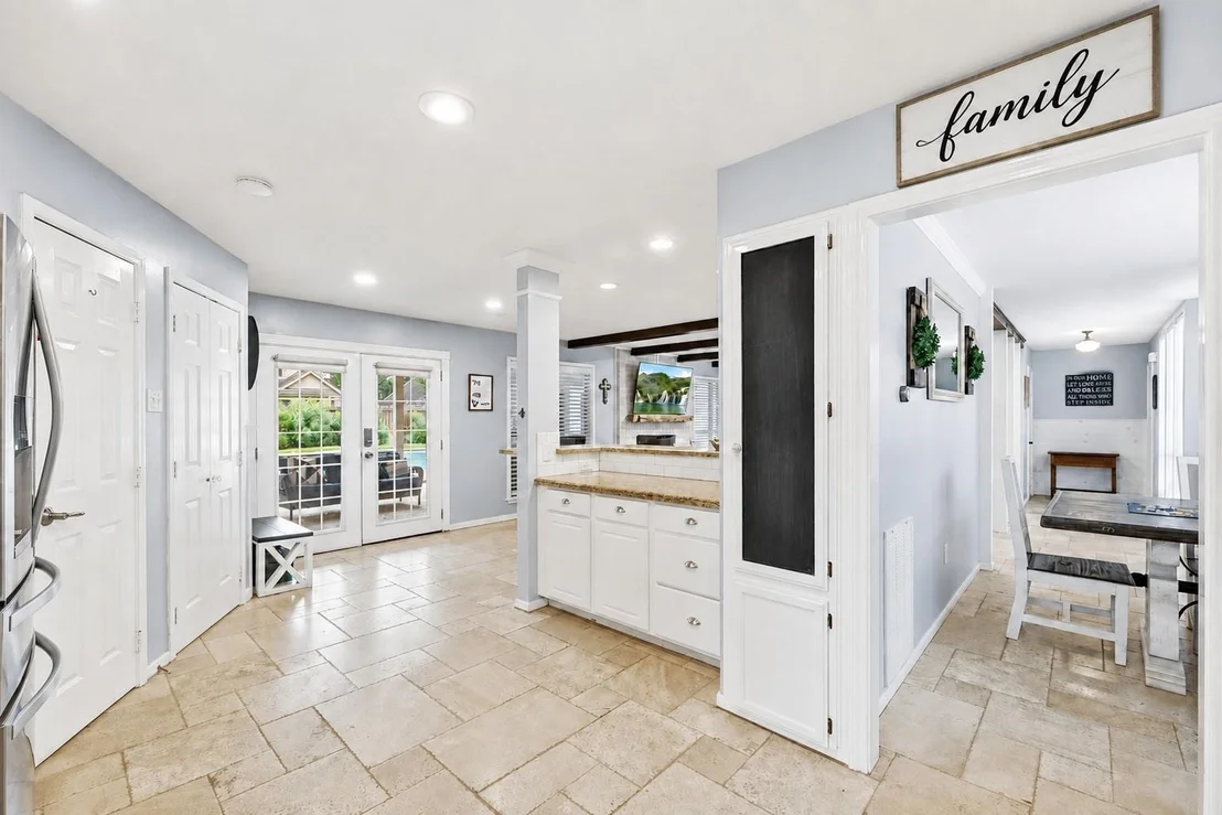 Photo of 6806 Cedar Street