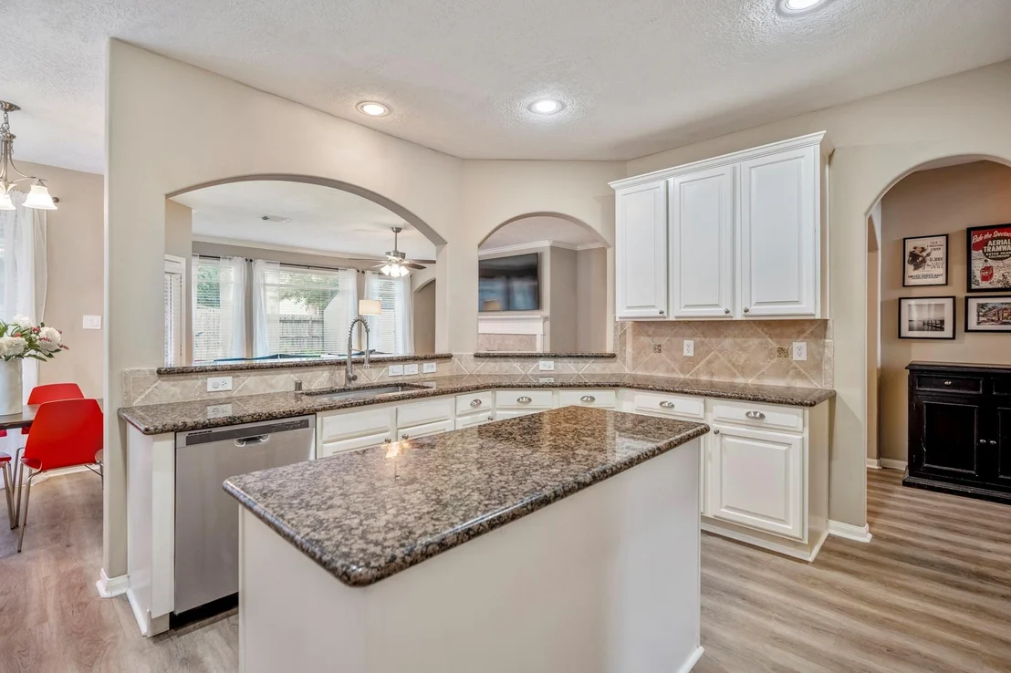 Photo of 11826 Thoreau Drive