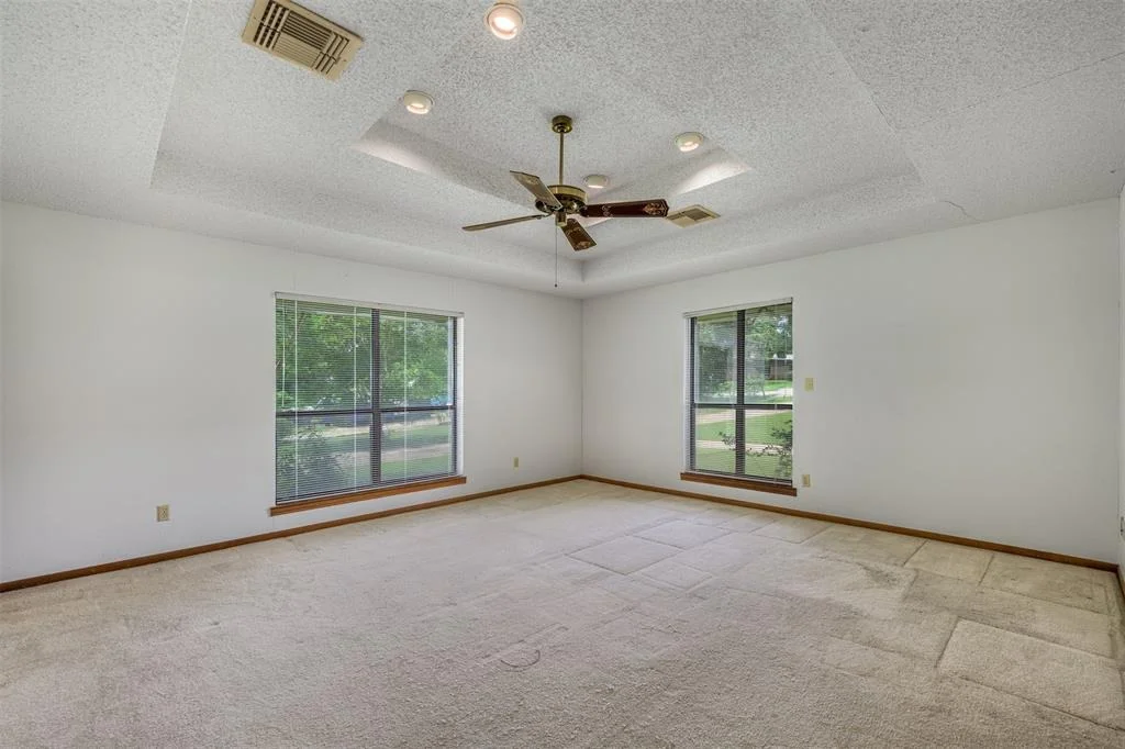 Photo of 207 Oak Hill Drive