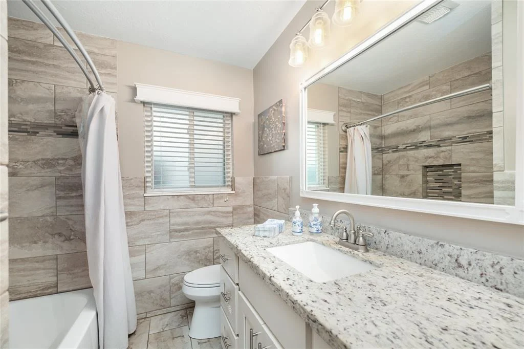 Photo of 1615 Shadow Bend Drive