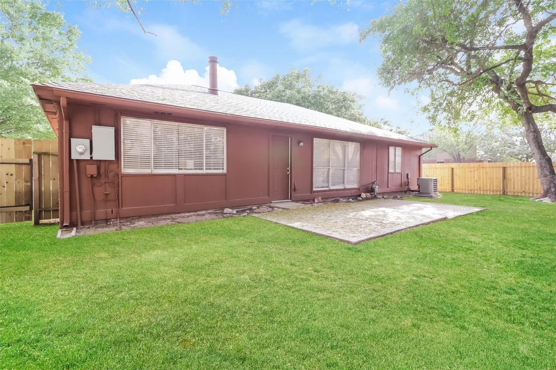 Photo of 7203 Fuchsia Lane