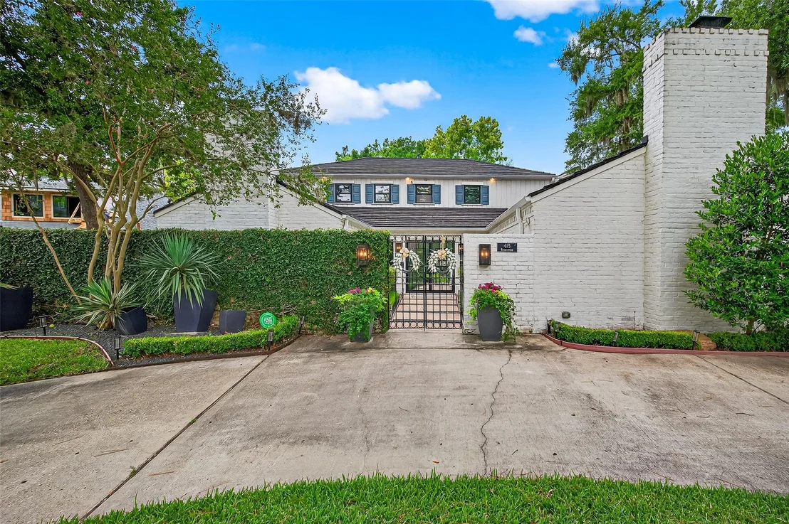 Photo of 415 Ramblewood Road