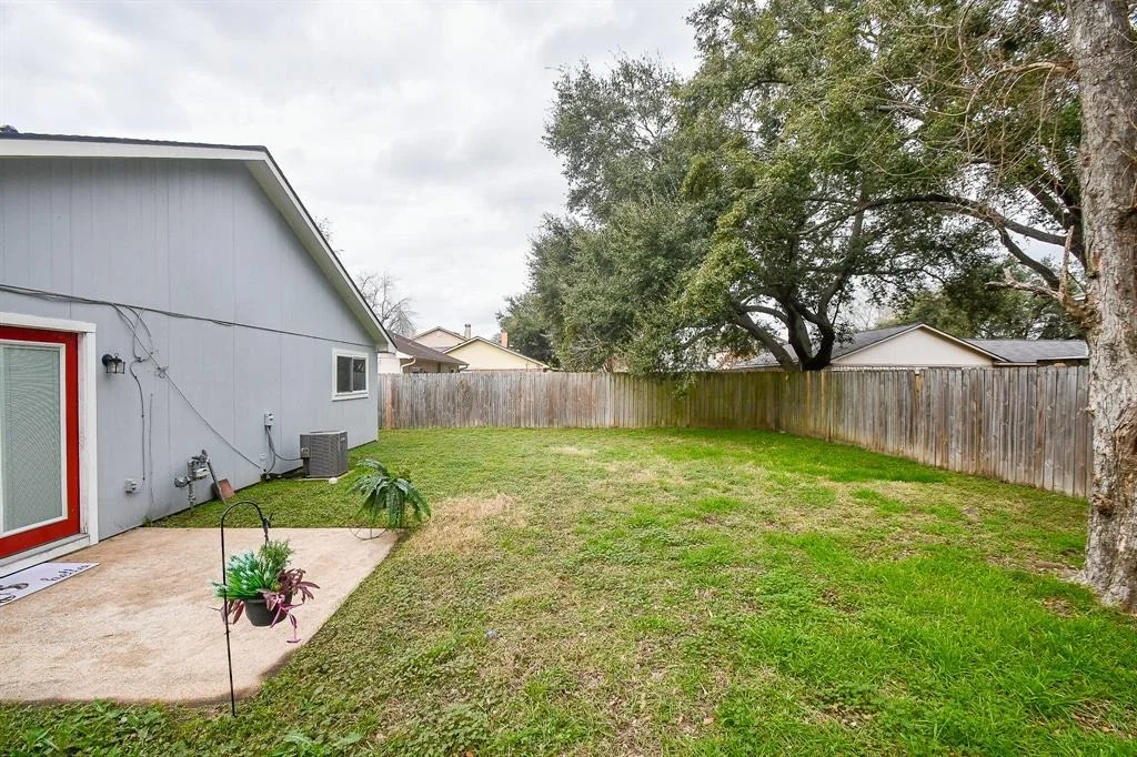 Photo of 935 Western Hills Drive
