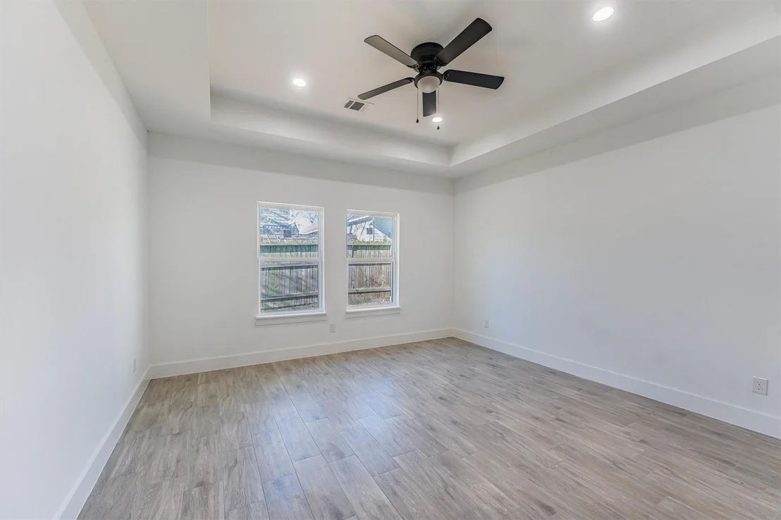 Photo of 10703 Hillside Drive