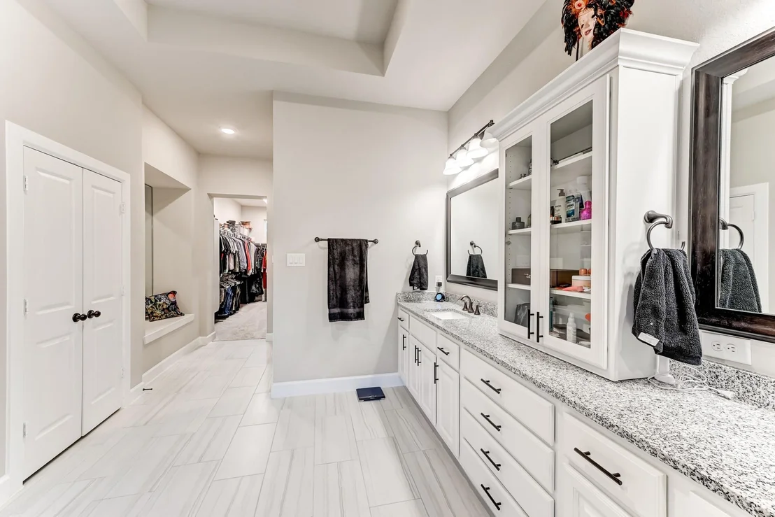 Photo of 404 Summit Ridge Court