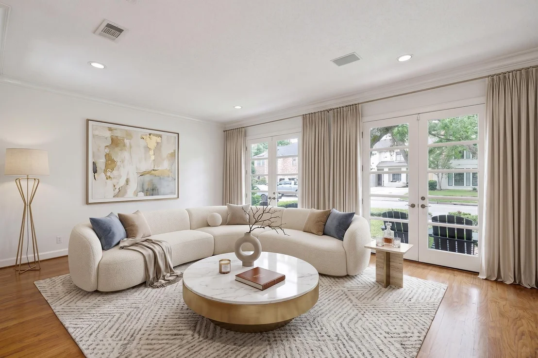 Photo of 4248 Sunset Boulevard
