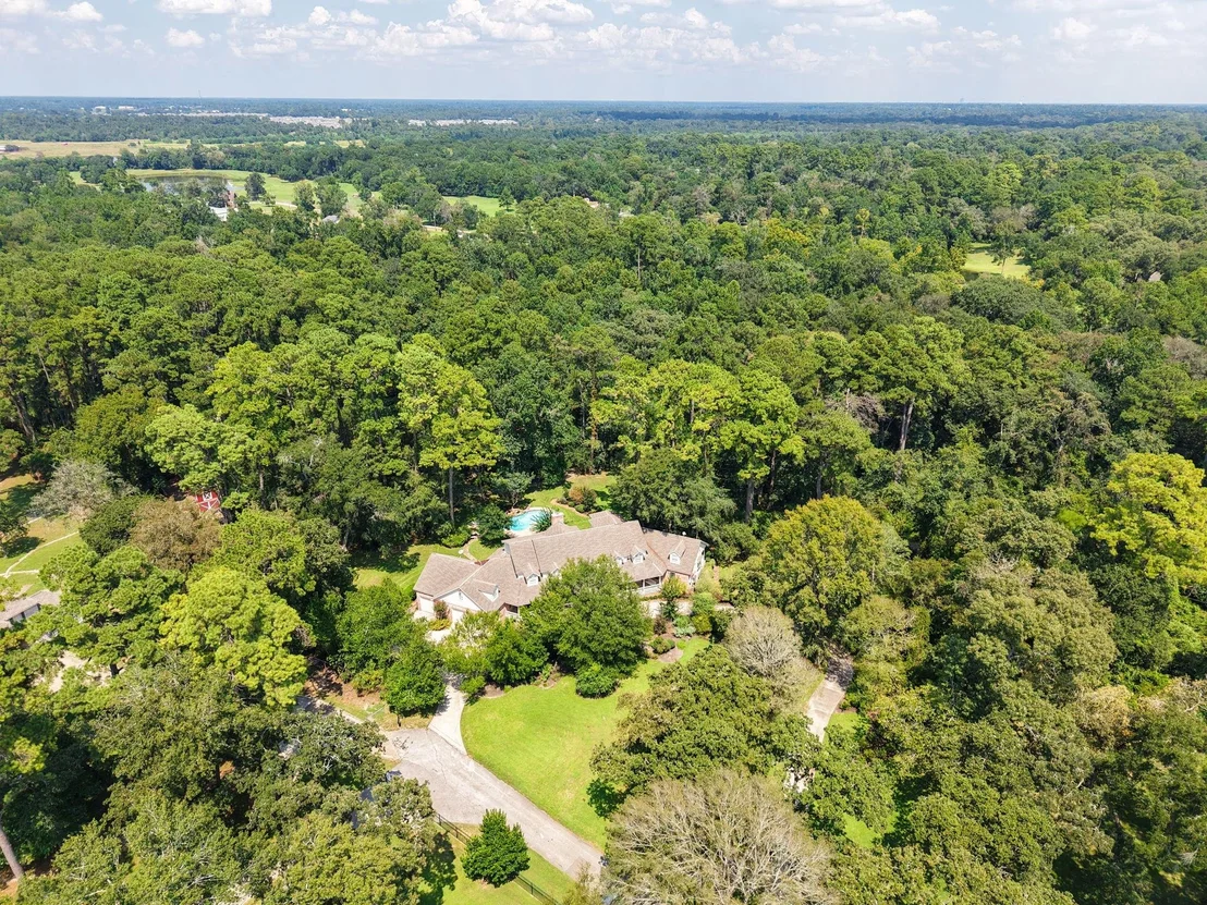 Photo of 23222 Red Oak Trail