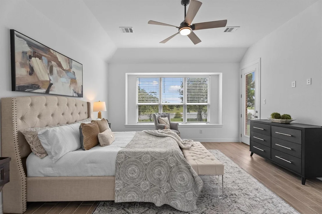 Photo of 7335 Laguna Lake Drive