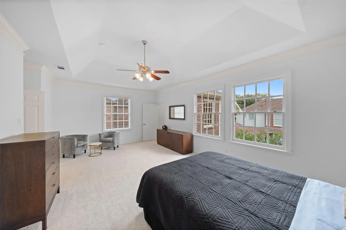 Photo of 3812 Riley Street