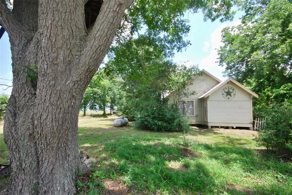 Photo of 1024 E Sedan Road
