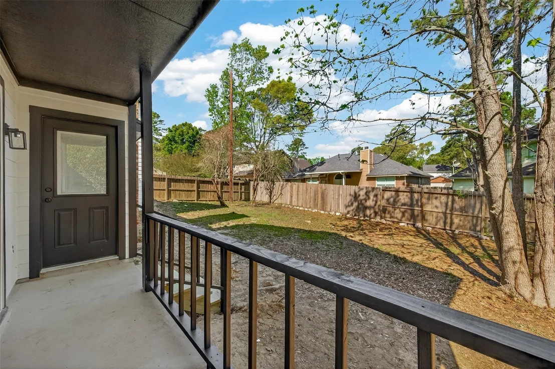 Photo of 2915 Whispering Springs Dr
