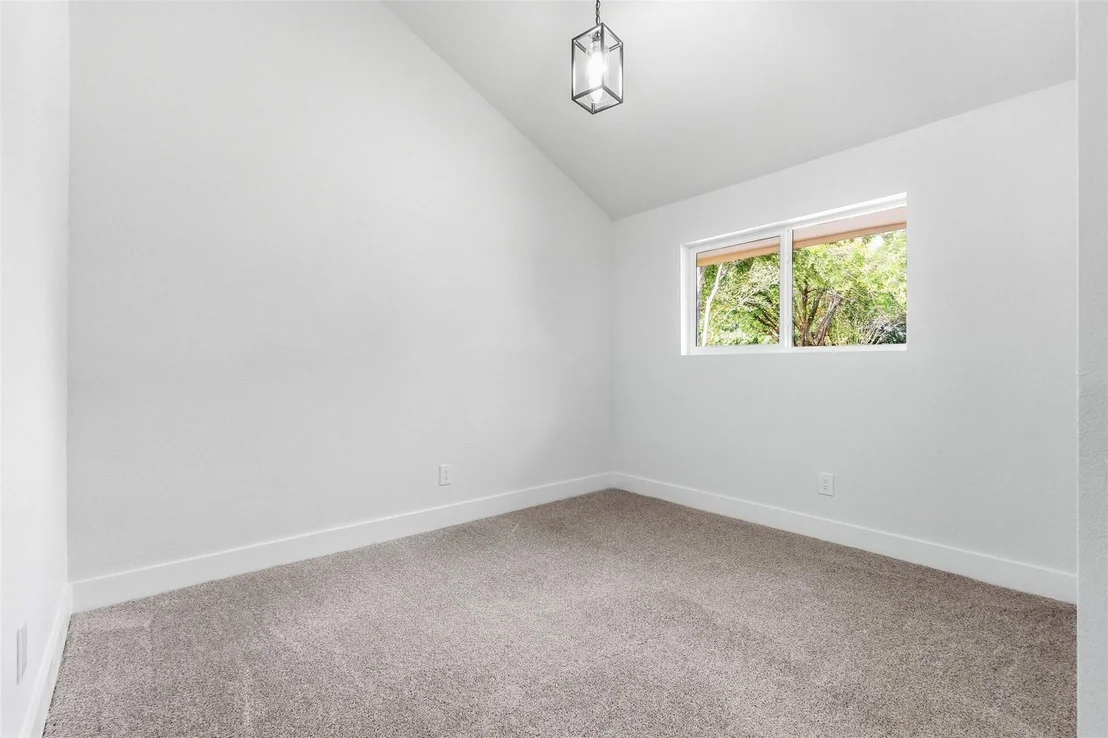 Photo of 7502 Woodsman Trail