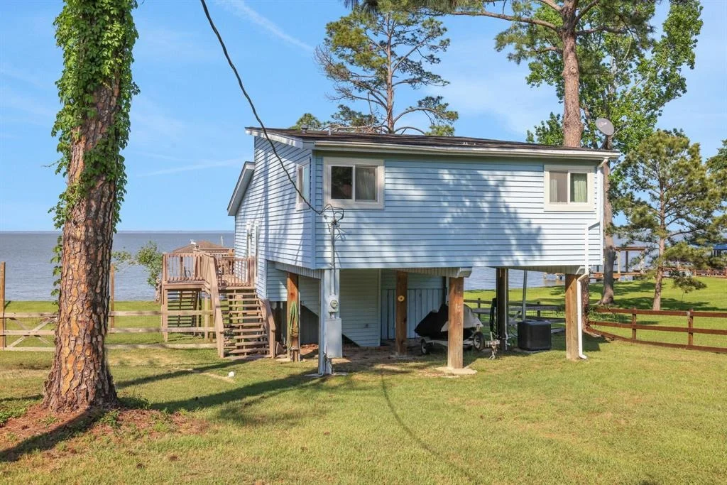 Photo of 81 Lakeview Shores Drive