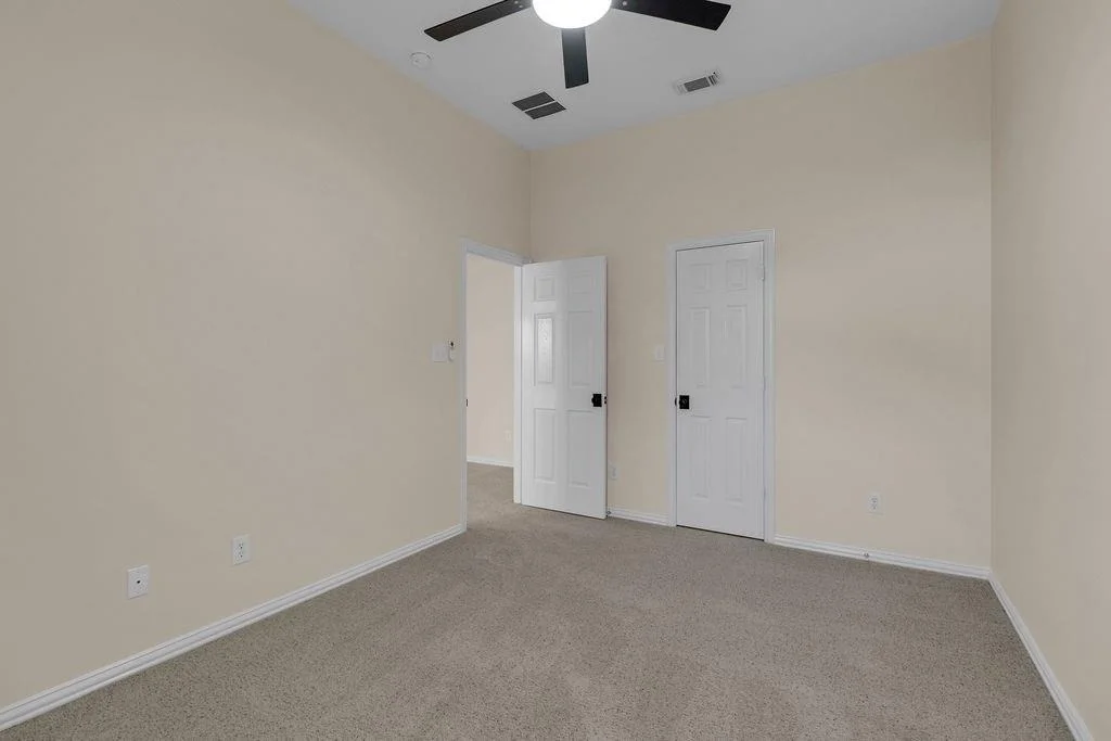 Photo of 215 Briar Trace Lane