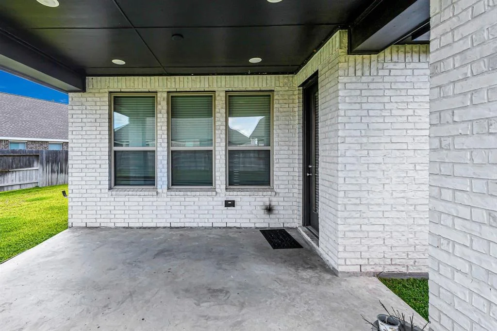 Photo of 4955 Tan Briar Drive