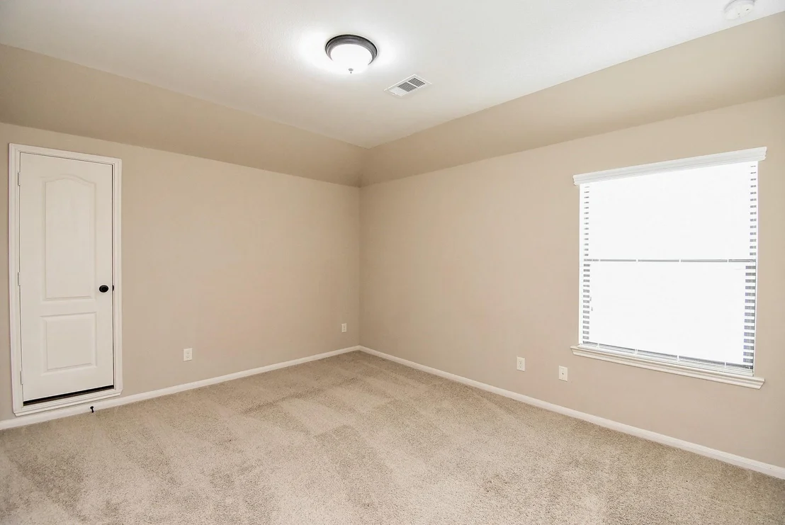 Photo of 6034 Gracys Landing Lane
