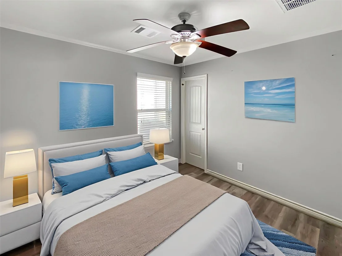 Photo of 10307 Solitude Way