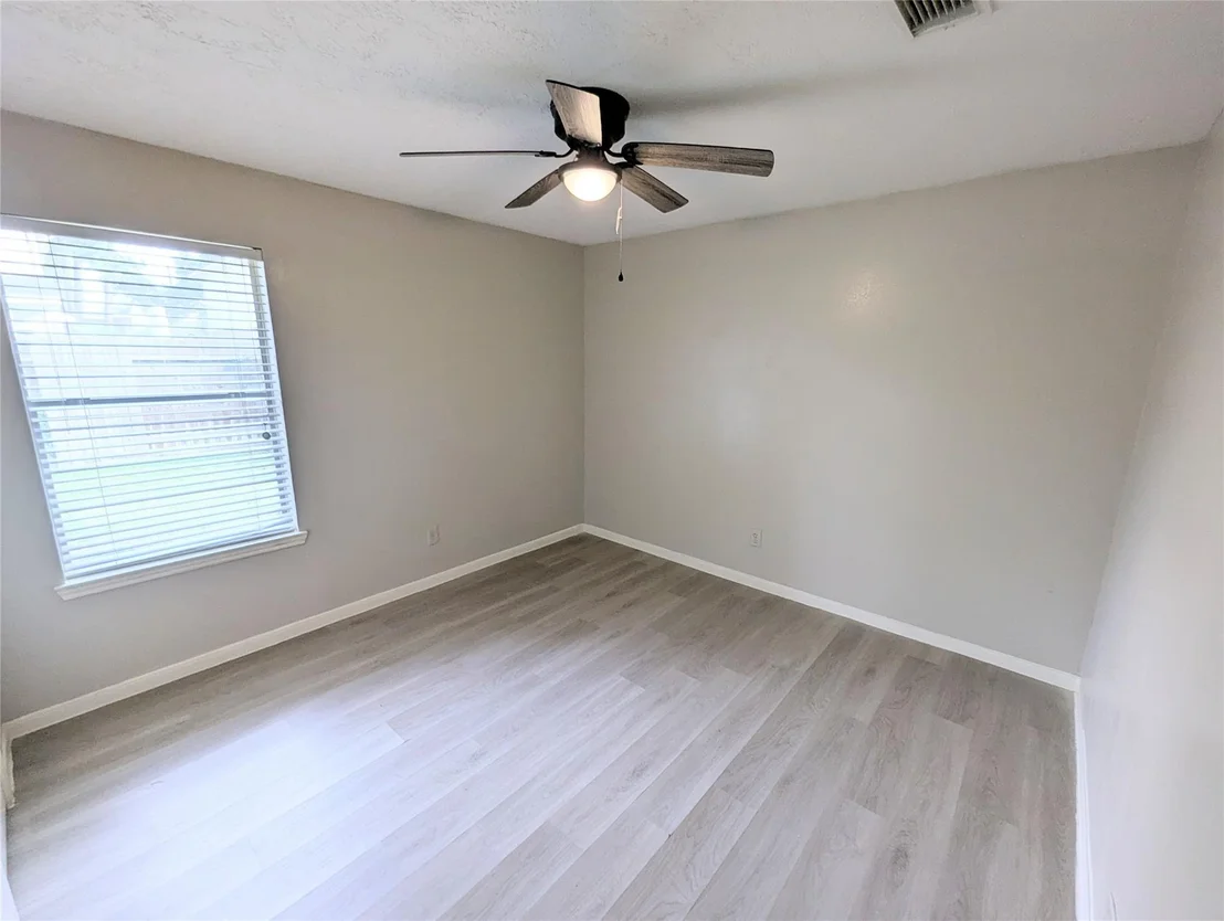 Photo of 7007 Fuchsia Lane