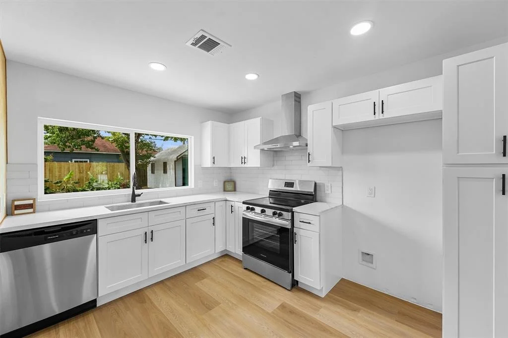 Photo of 3303 Dartmouth Drive