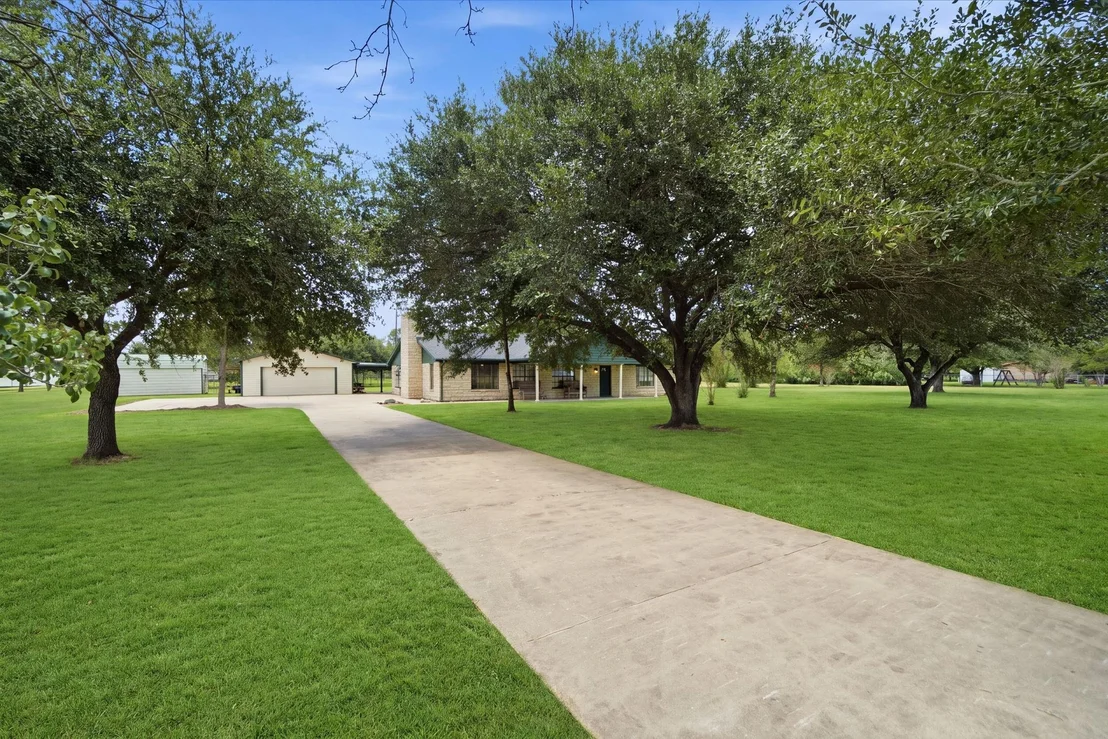Photo of 2243 Green Meadows Drive