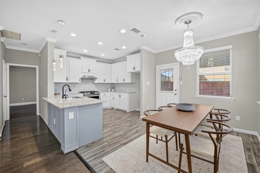 Photo of 2115 Weathersfield Trace Circle
