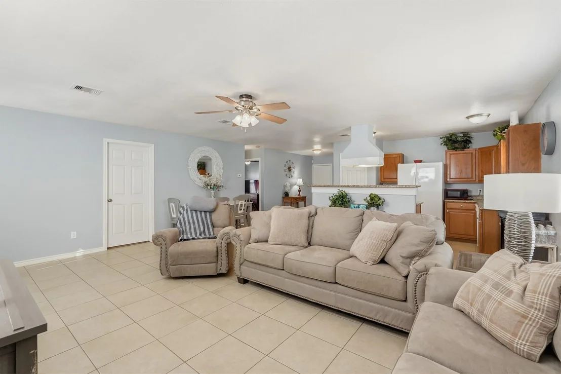 Photo of 1631 Quail Run