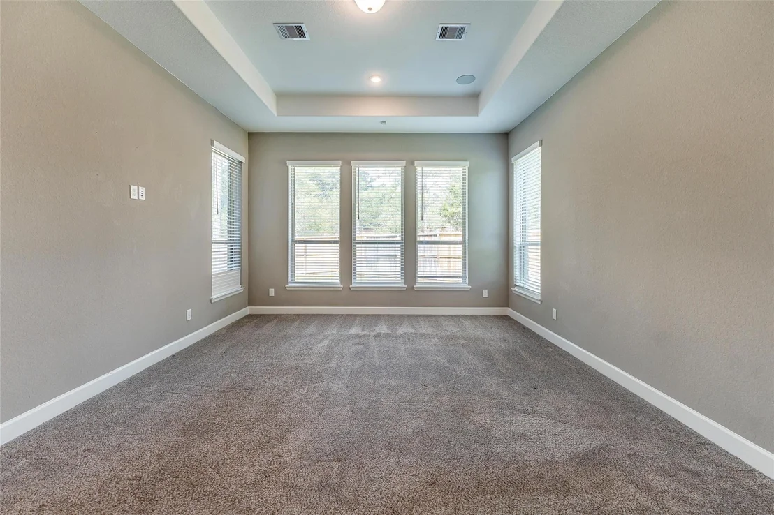 Photo of 1050 Groveton Ridge Lane