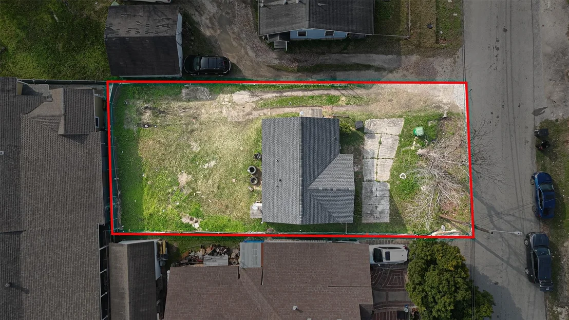 Photo of 3414 Cochran Street