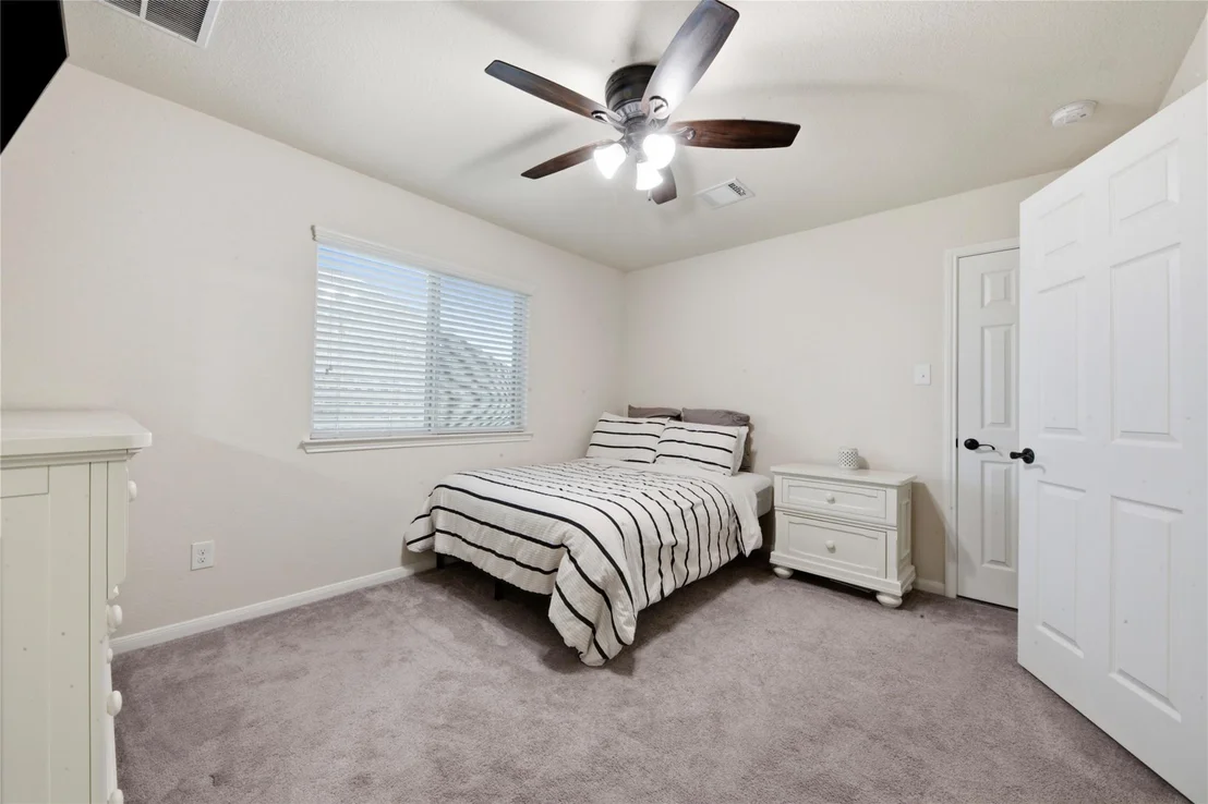 Photo of 9519 Wheatfield Lane
