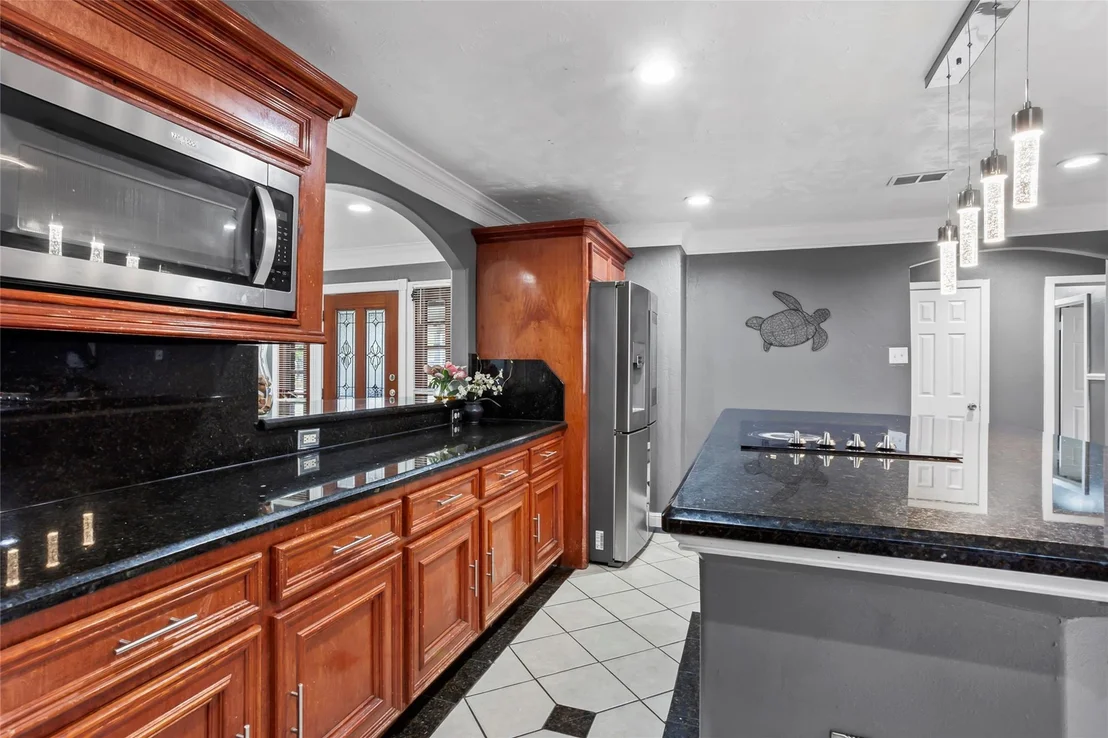 Photo of 8406 Glen Valley Drive
