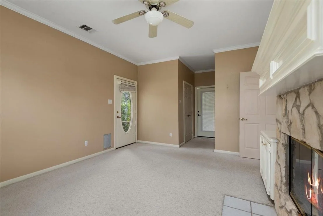 Photo of 14151 Buckingham Lane